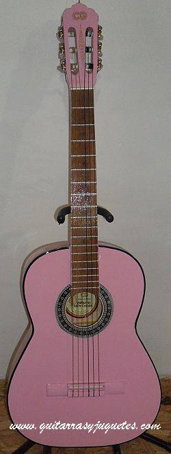 Guitarra Económica modelo CGE de Paracho Vista 1